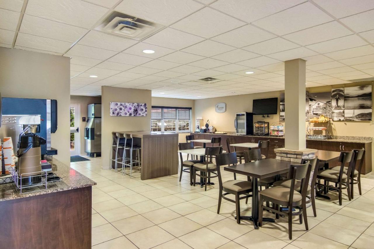 Sleep & At The University Hotel Steubenville